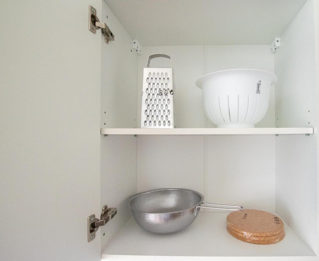 Raj Living - 1 Or 4 Room Apartments - 15 Min To Messe Dus - 10 Min Old Town Dus Dusseldorf Bagian luar foto