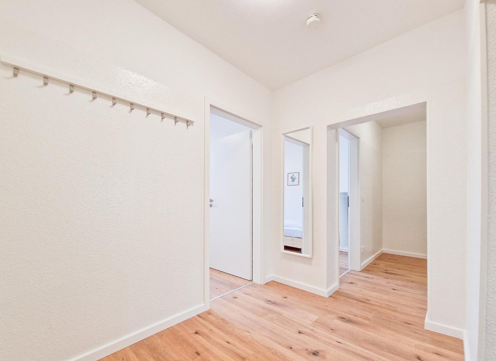 Raj Living - 1 Or 4 Room Apartments - 15 Min To Messe Dus - 10 Min Old Town Dus Dusseldorf Bagian luar foto